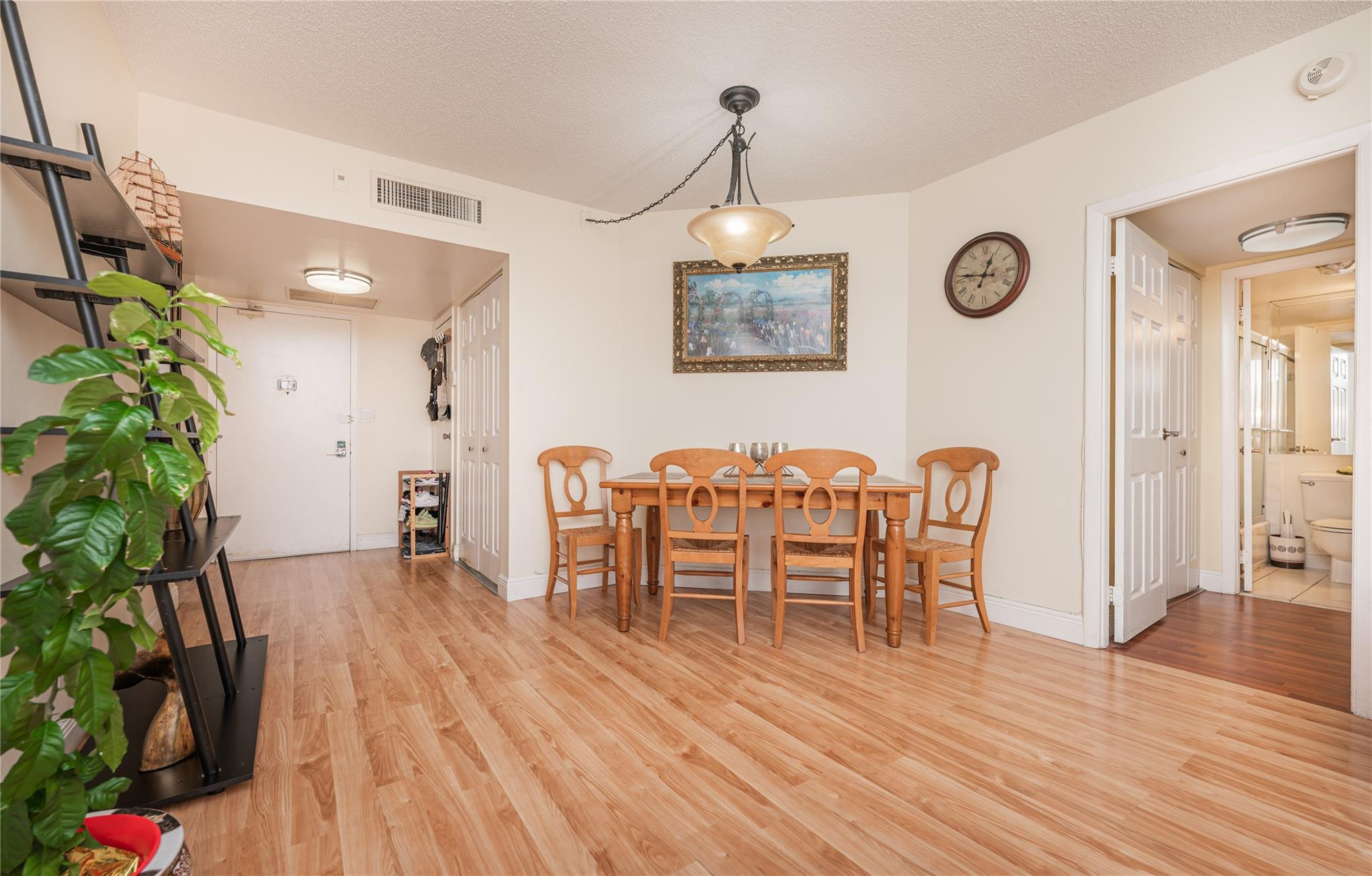 20379 W Country Club Drive 332