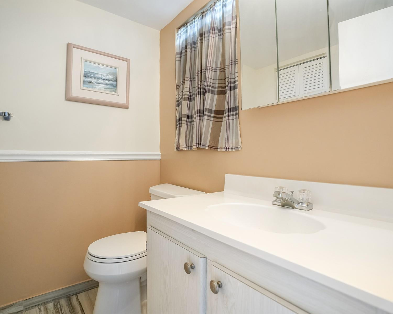 2615 NE 3rd Court 3140