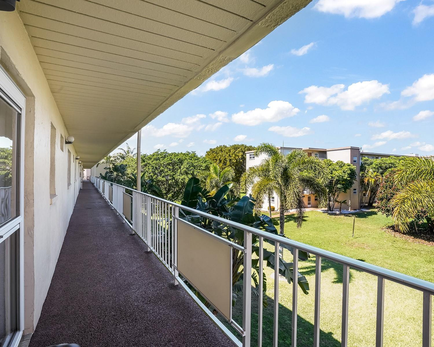 2615 NE 3rd Court 3140