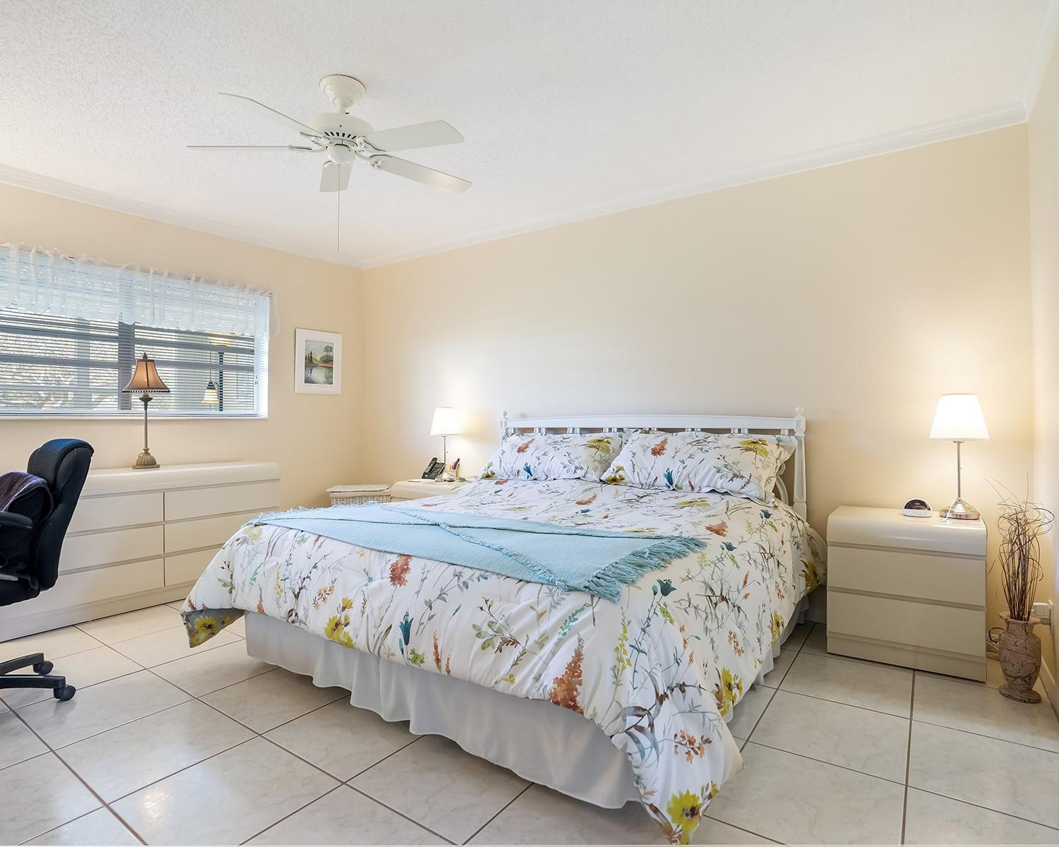 3400 NW 48th Avenue 407, Lauderdale Lakes Unit: 407