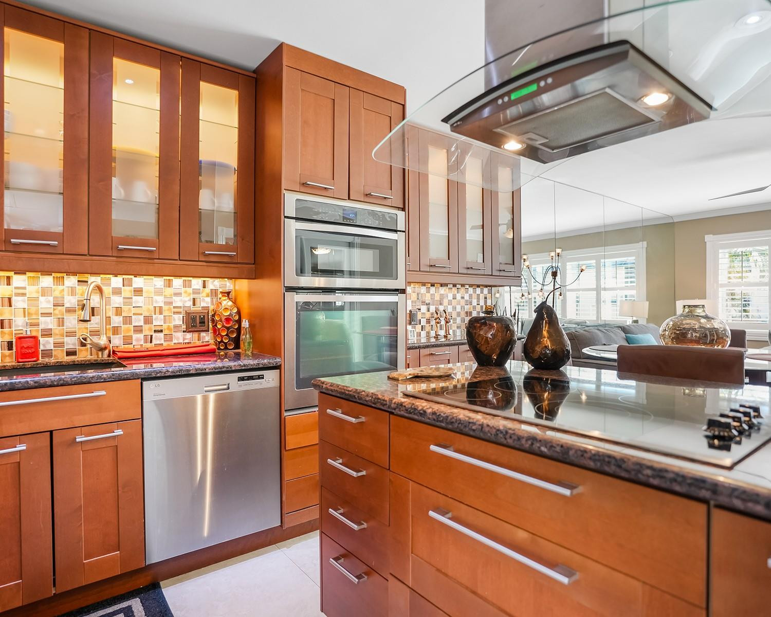 4321 NW 16th Street 208