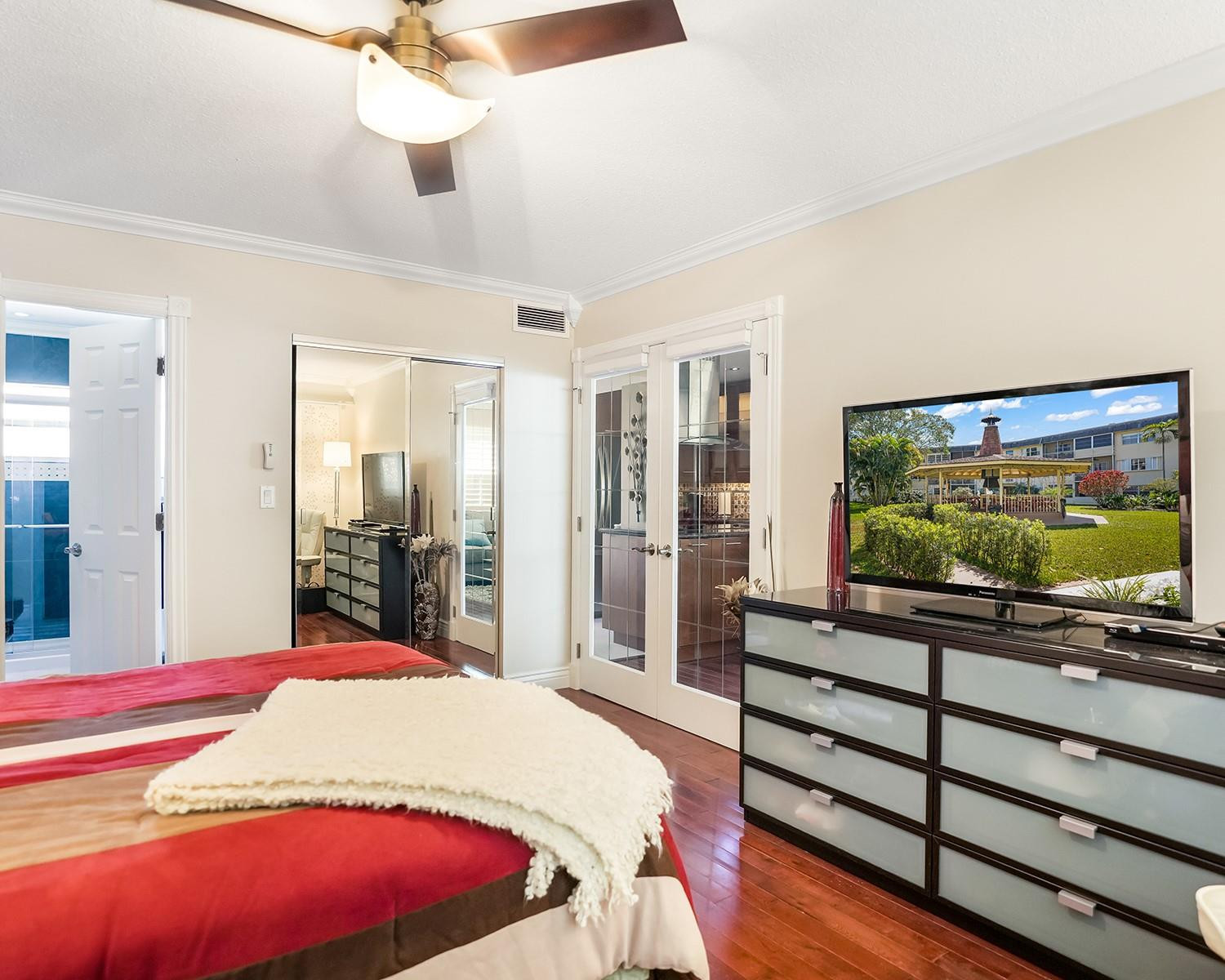 4321 NW 16th Street 208