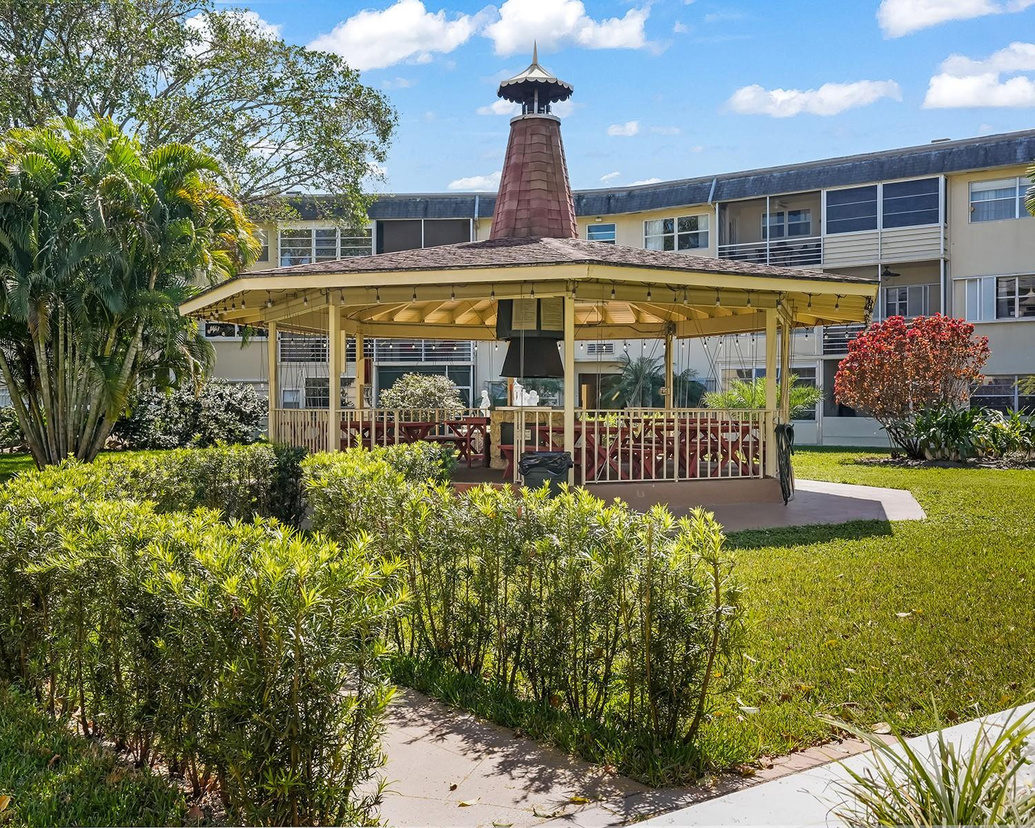 4321 NW 16th Street 208