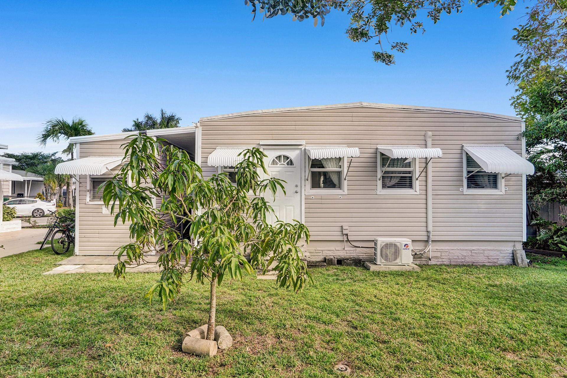 2301 SW 86th Terrace