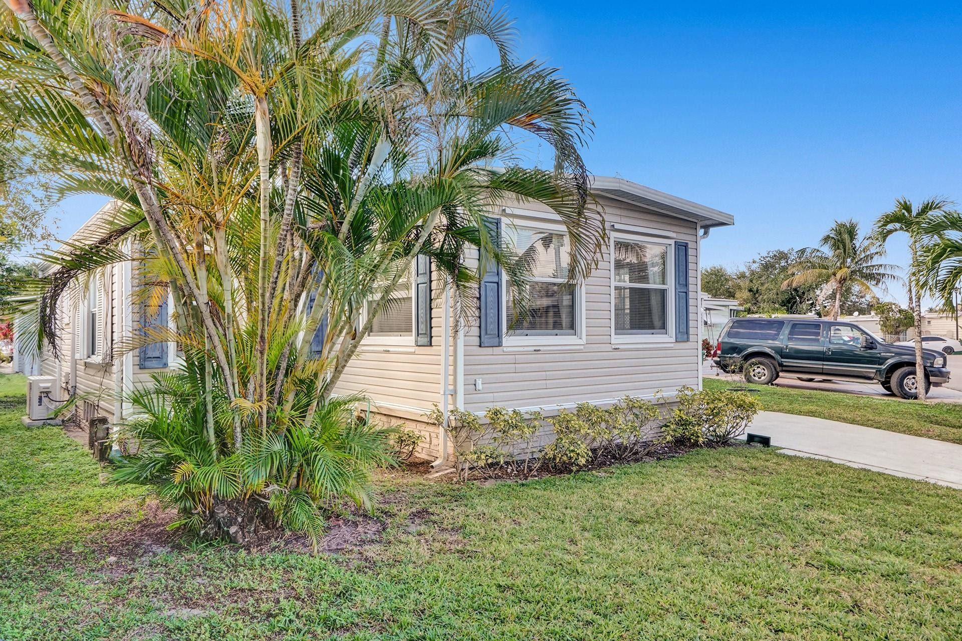 2301 SW 86th Terrace