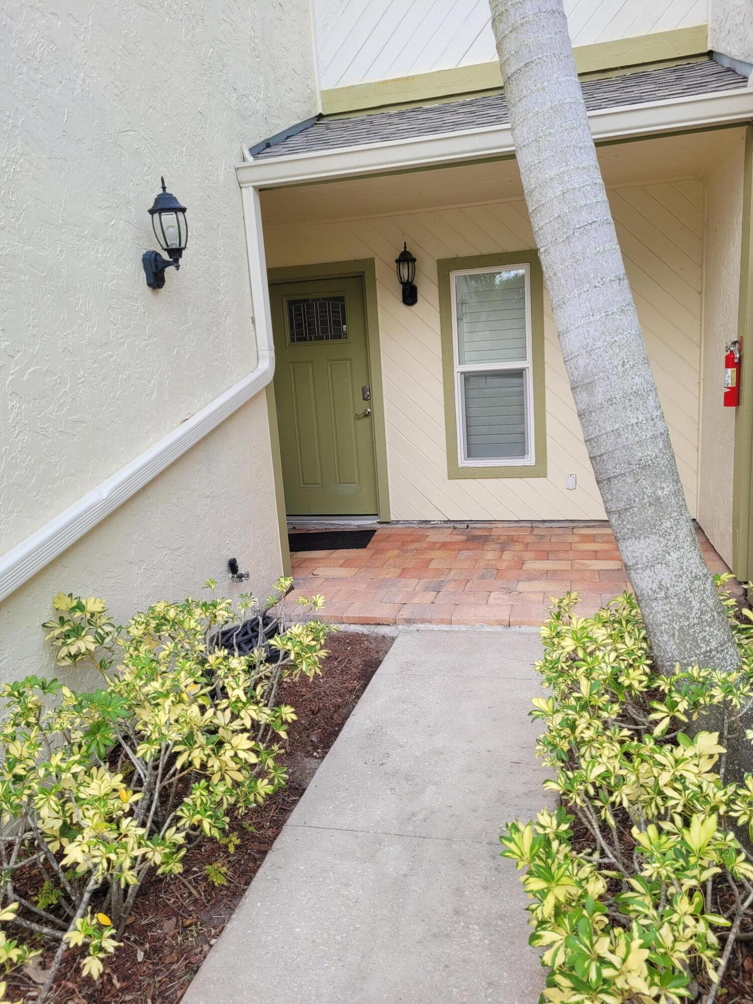 973 NW Spruce Ridge Drive 2