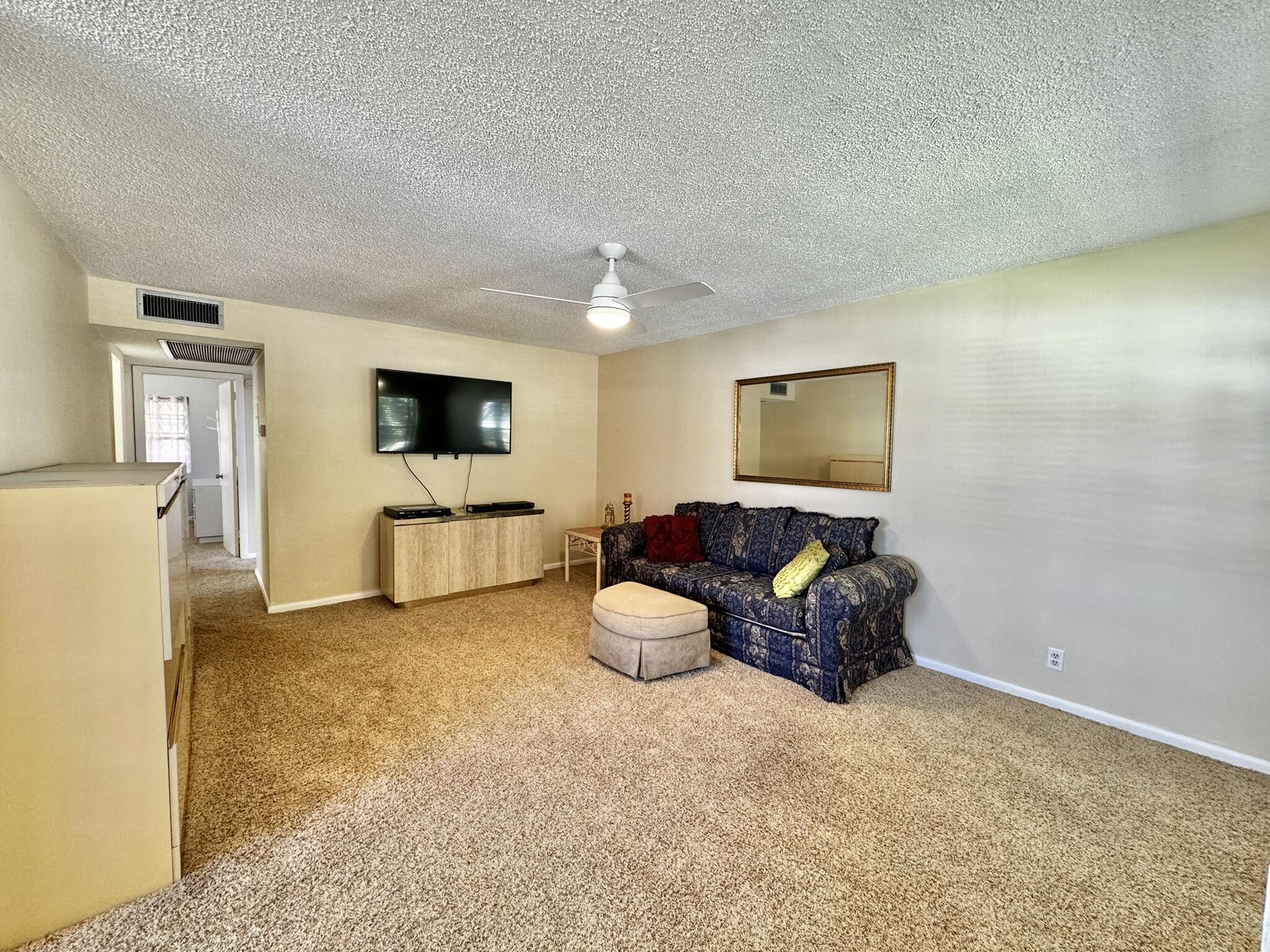 206 Windsor I