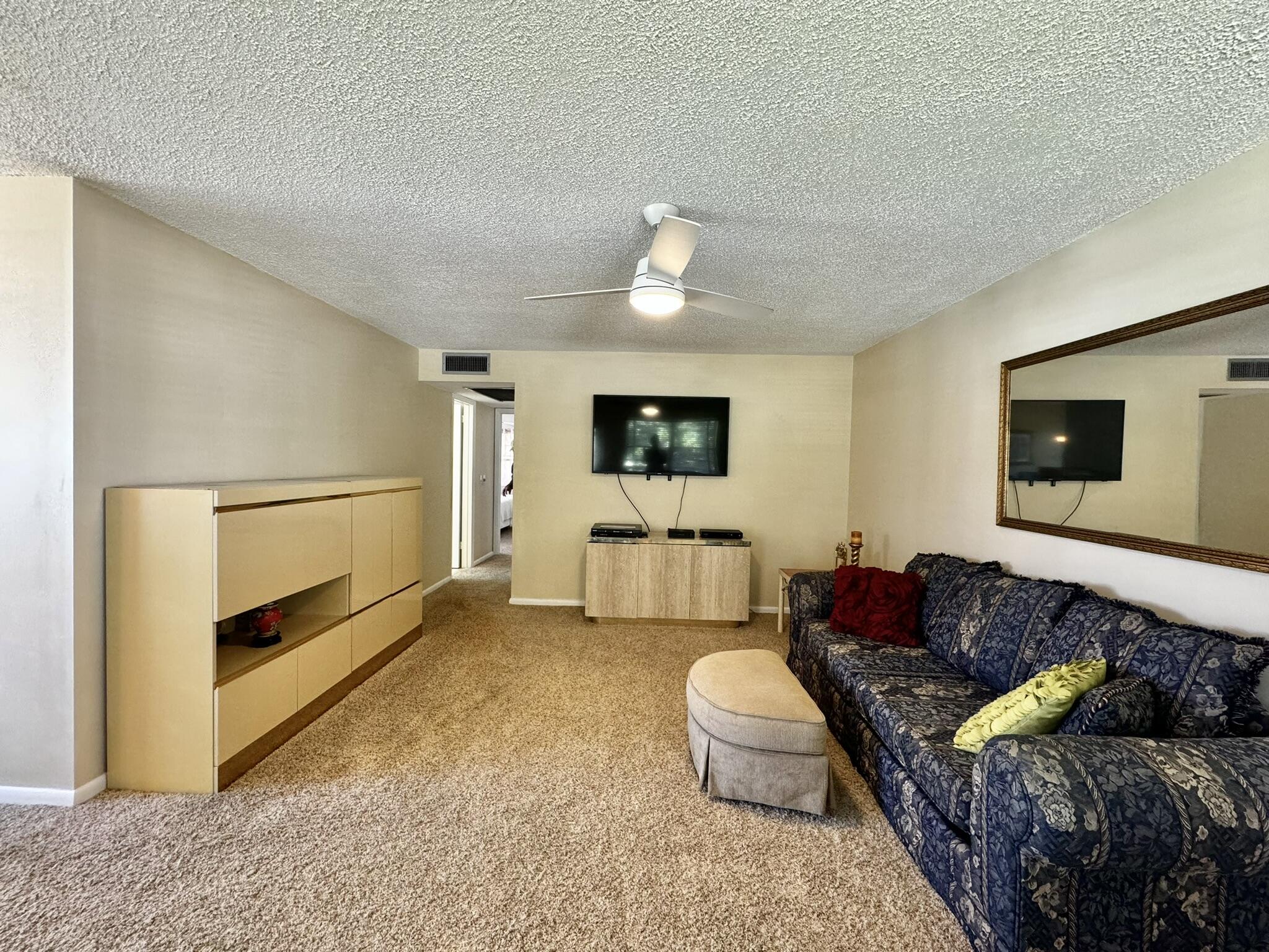 206 Windsor I