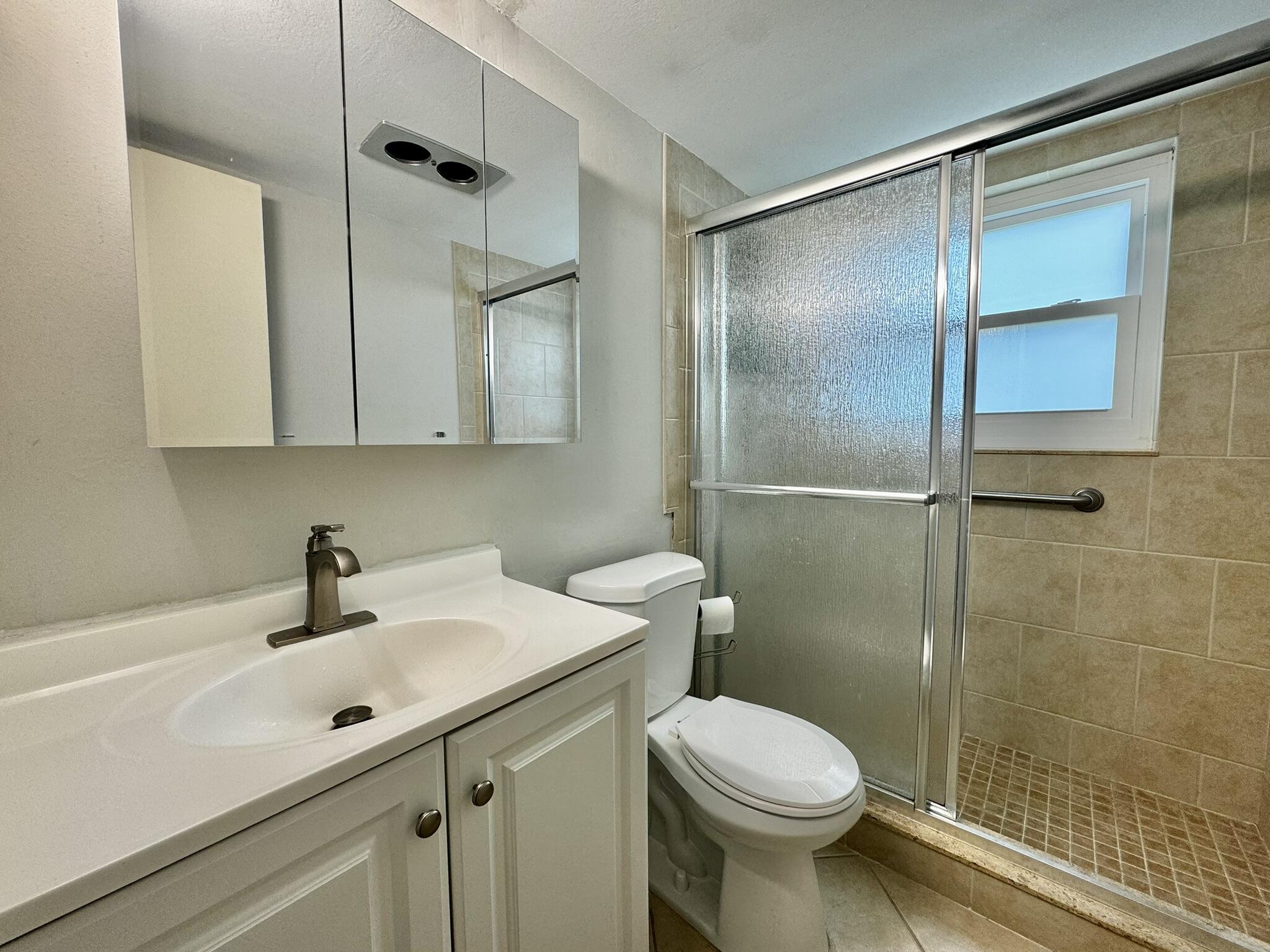 206 Windsor I