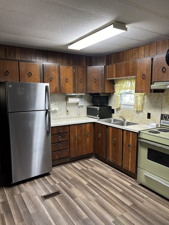 36 Sycamore