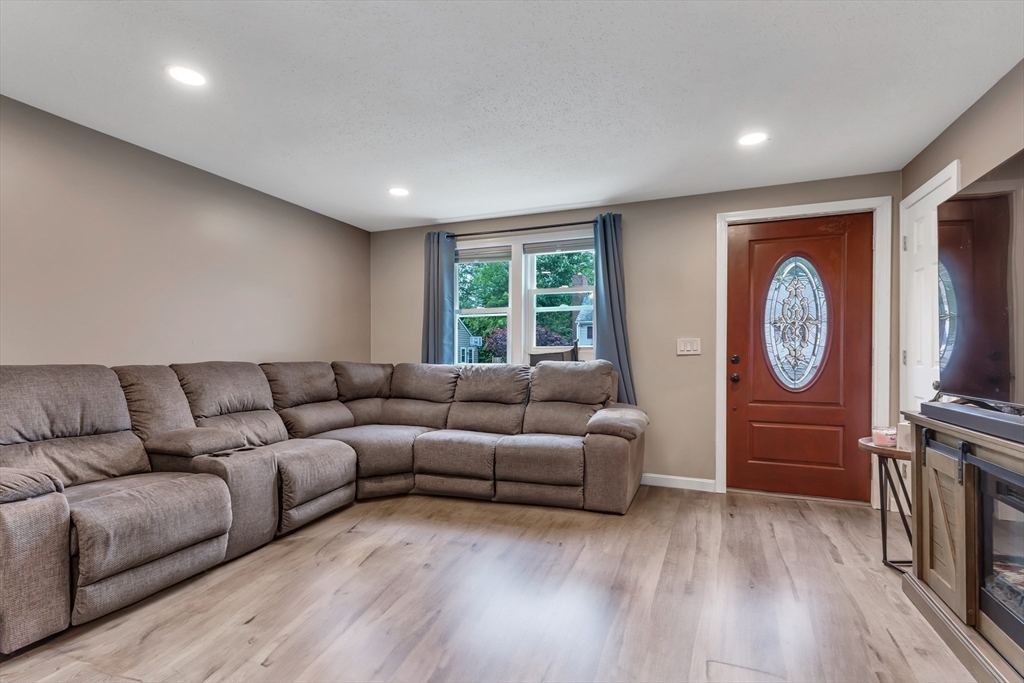 41 Canterberry St