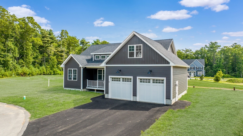 6 Marthas Vineyard Dr