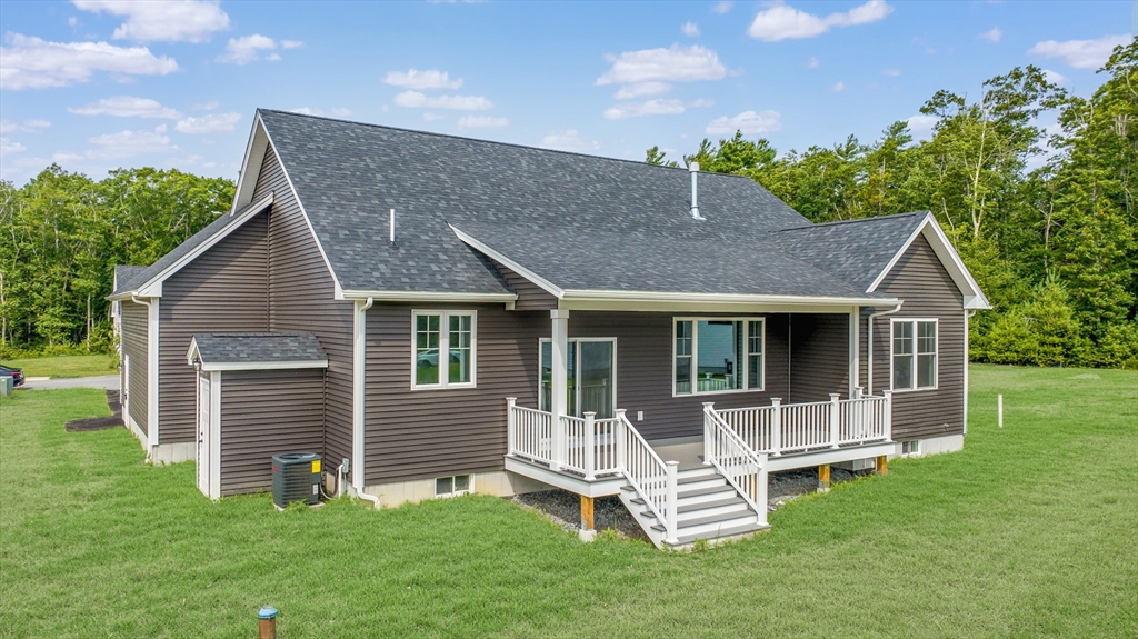 6 Marthas Vineyard Dr