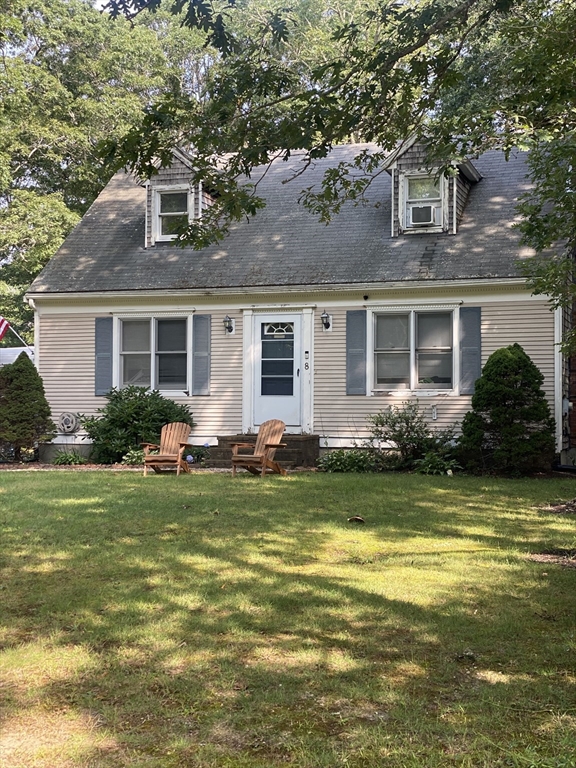 8 Kerry Dr