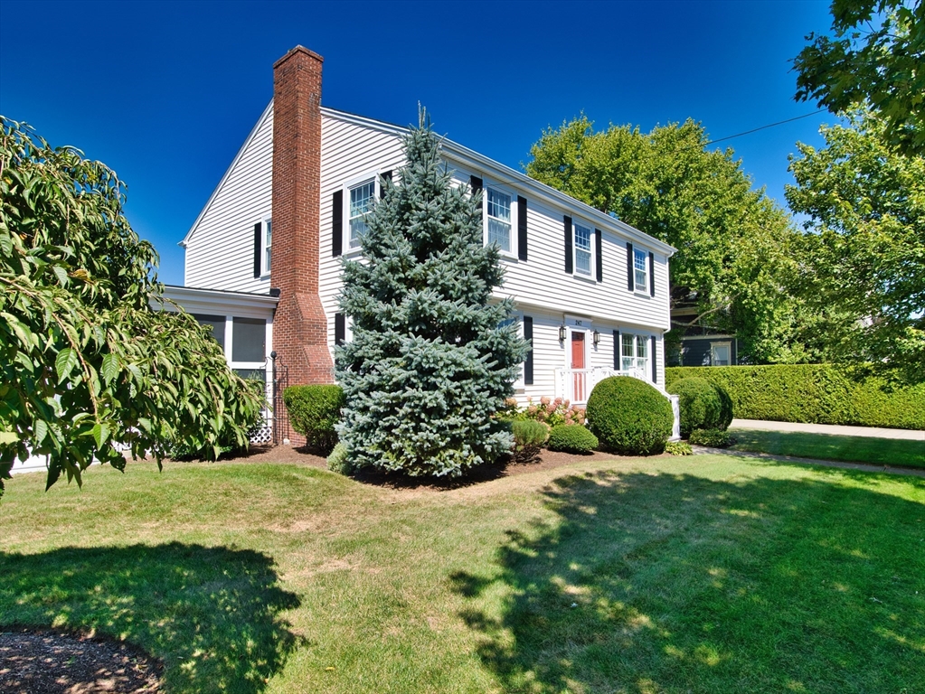 247 Carroll St