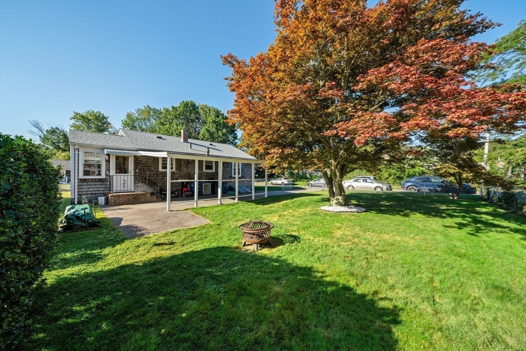 17 Roswell St