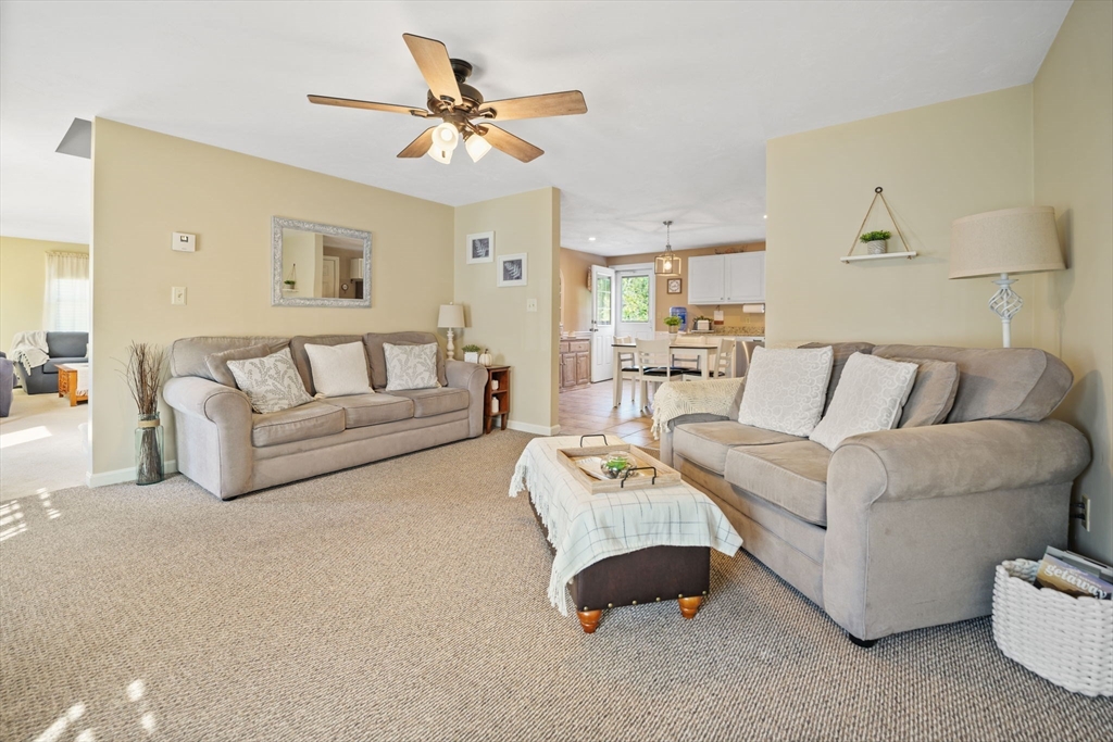 130 Pheasant Ln