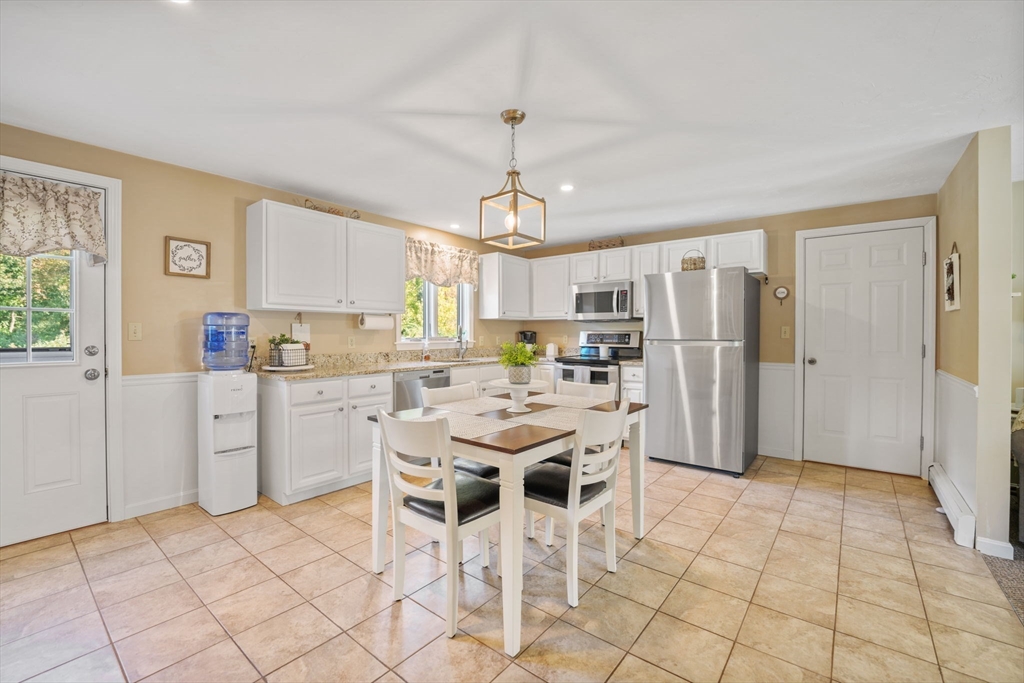 130 Pheasant Ln