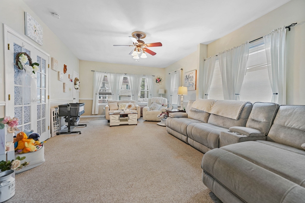 609-611 Allen St