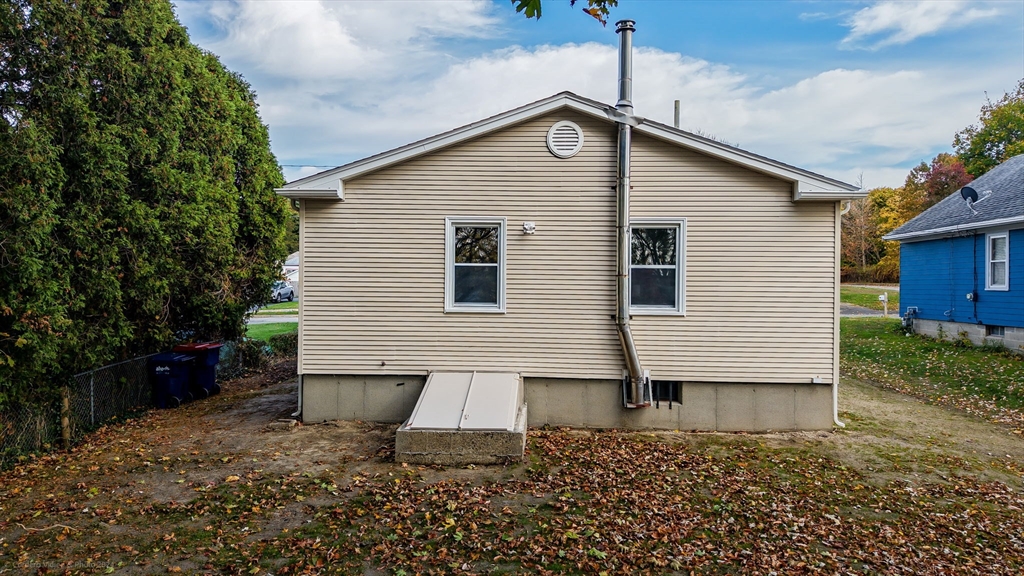 20 Sycamore St