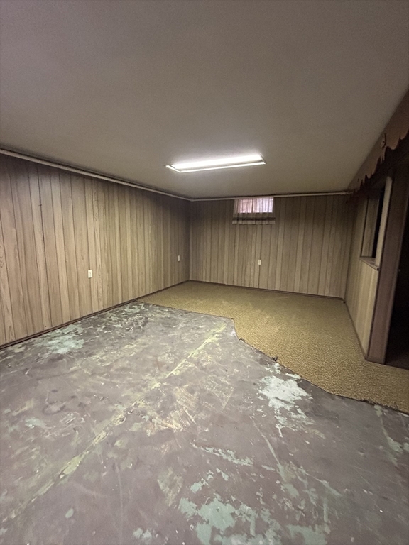 27 Lisa Ave