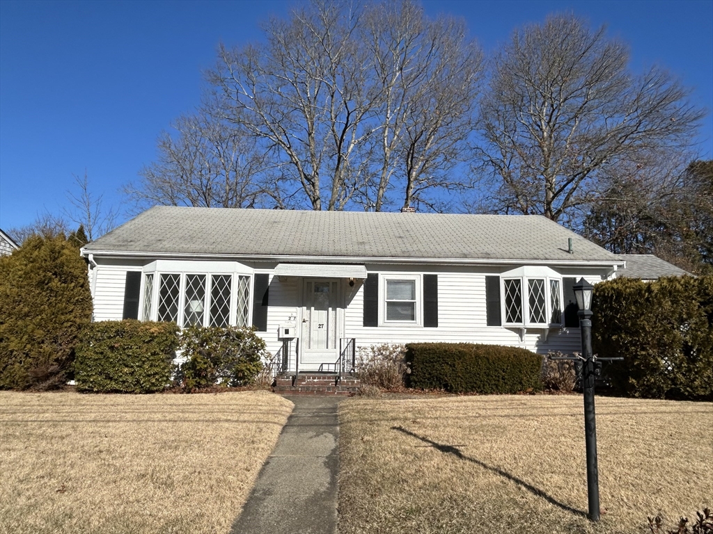 27 Lisa Ave