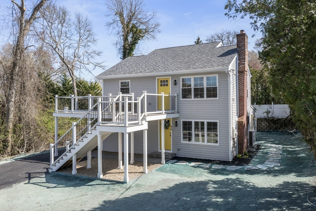 46 Stoneledge Rd