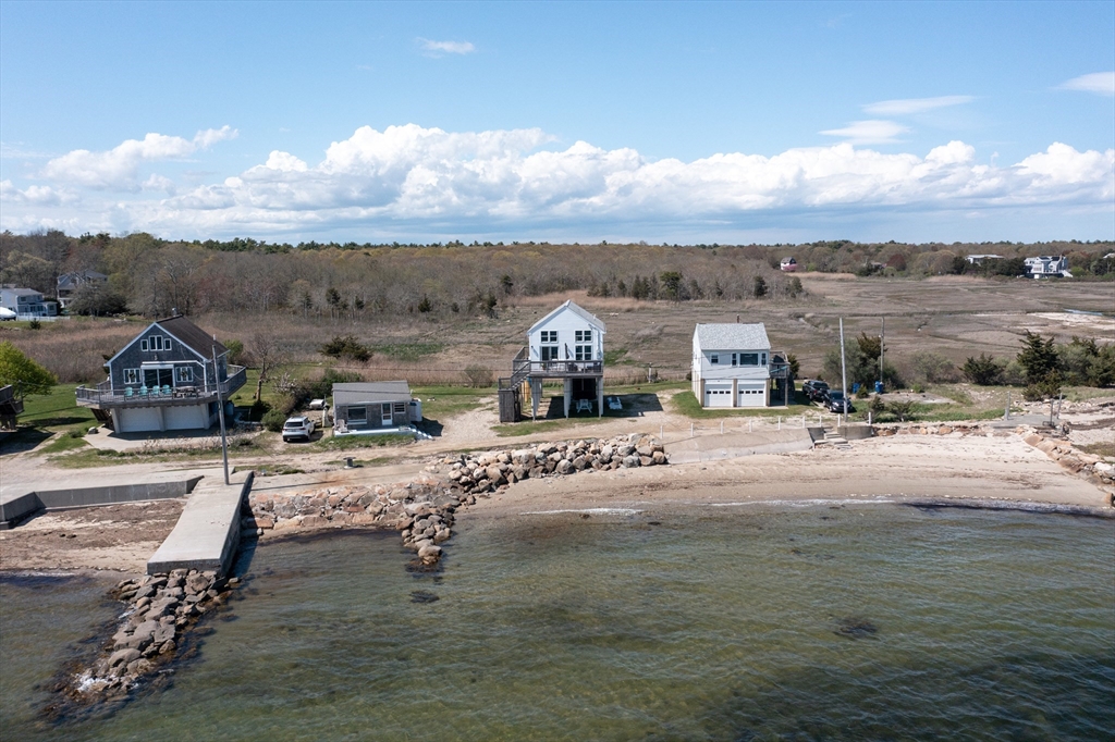 16 Howard Beach