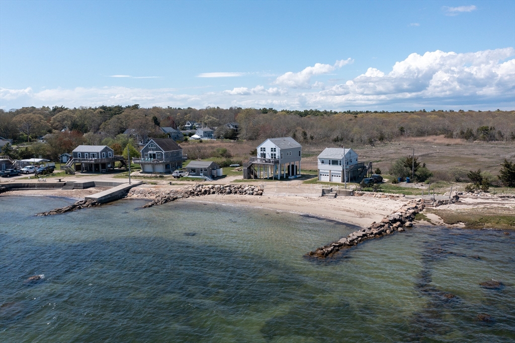 16 Howard Beach