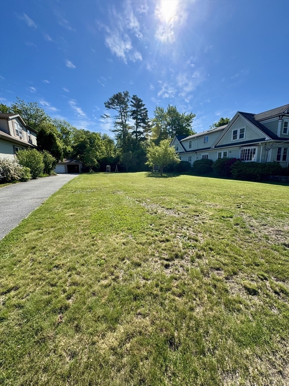 ES Acushnet Ave
