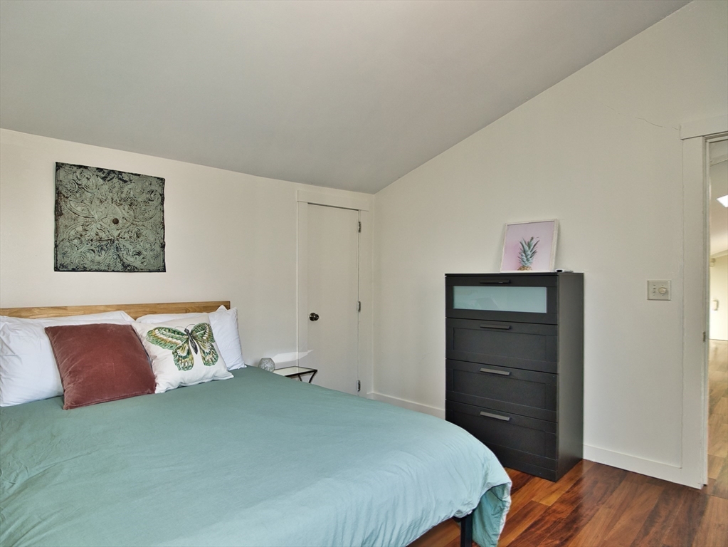 107 Dogwood St