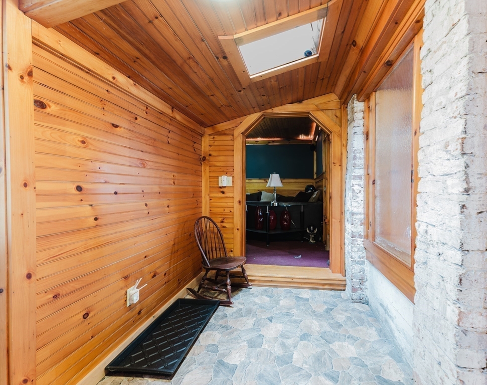 54 Bayview Ave