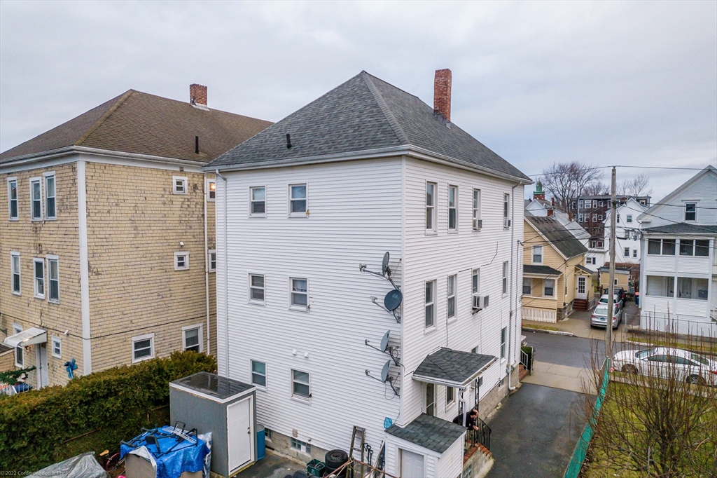 186 Division St