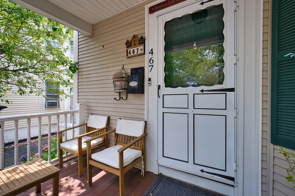467 Brock Ave