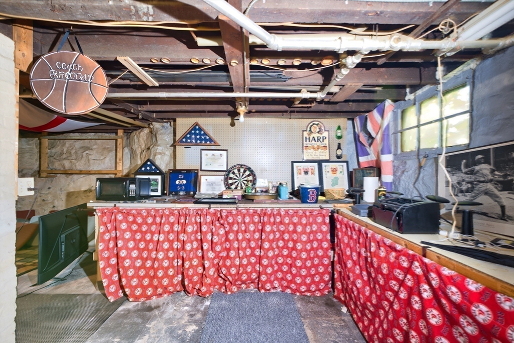 467 Brock Ave