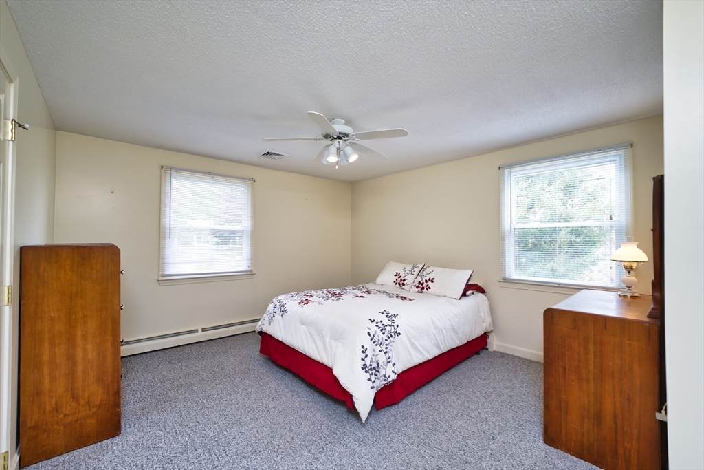 6 Crescent Dr