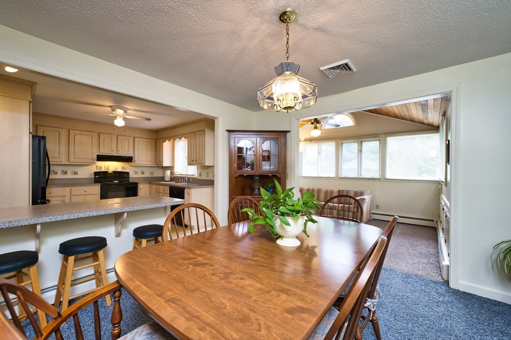 6 Crescent Dr