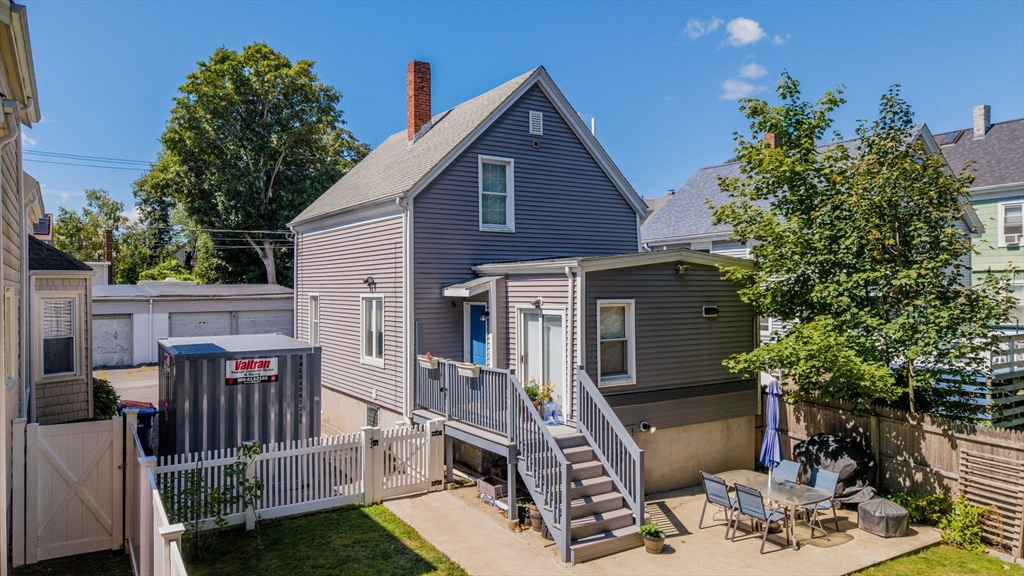 34 Bullock St