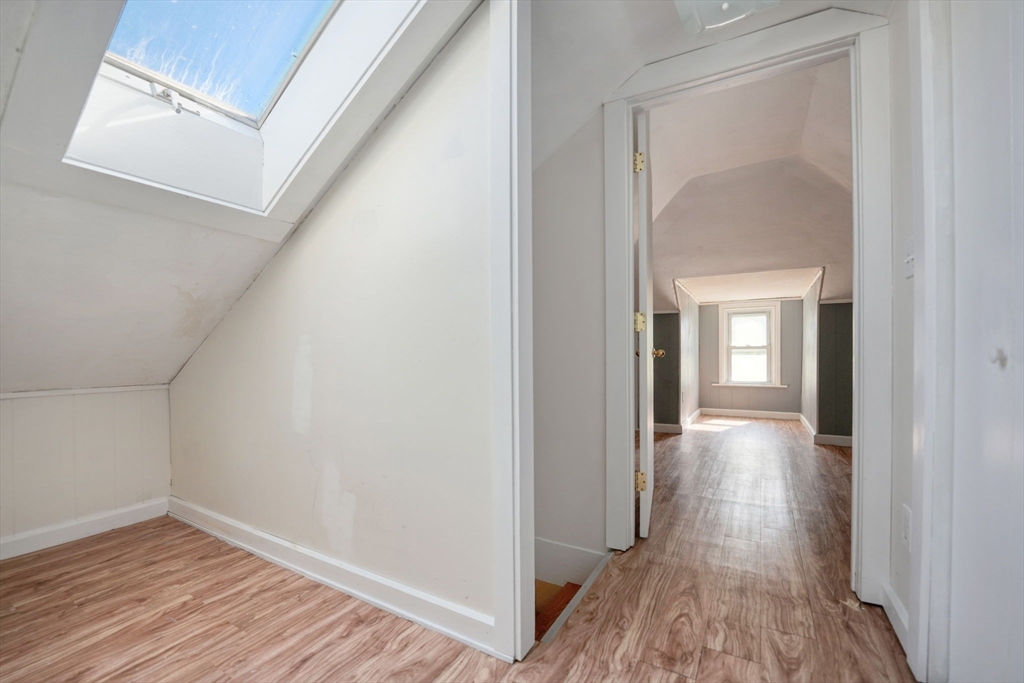 81 Sylvia St, New Bedford