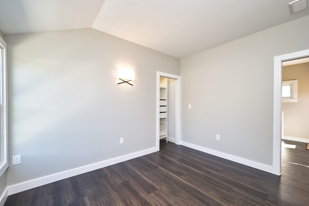 41 Point St, Fairhaven