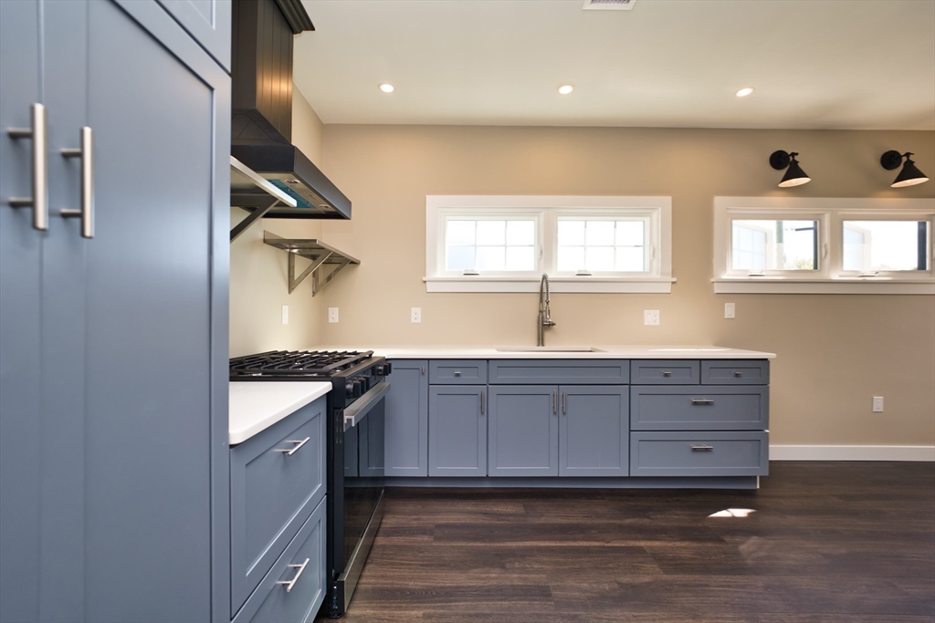41 Point St, Fairhaven
