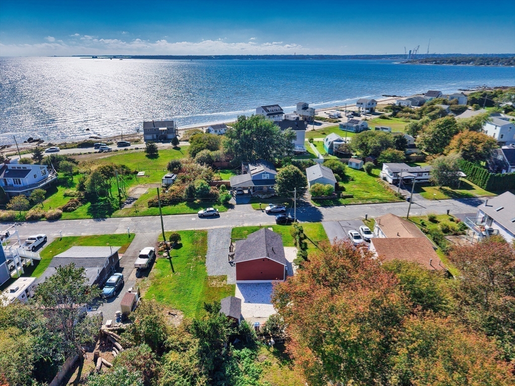41 Point St, Fairhaven