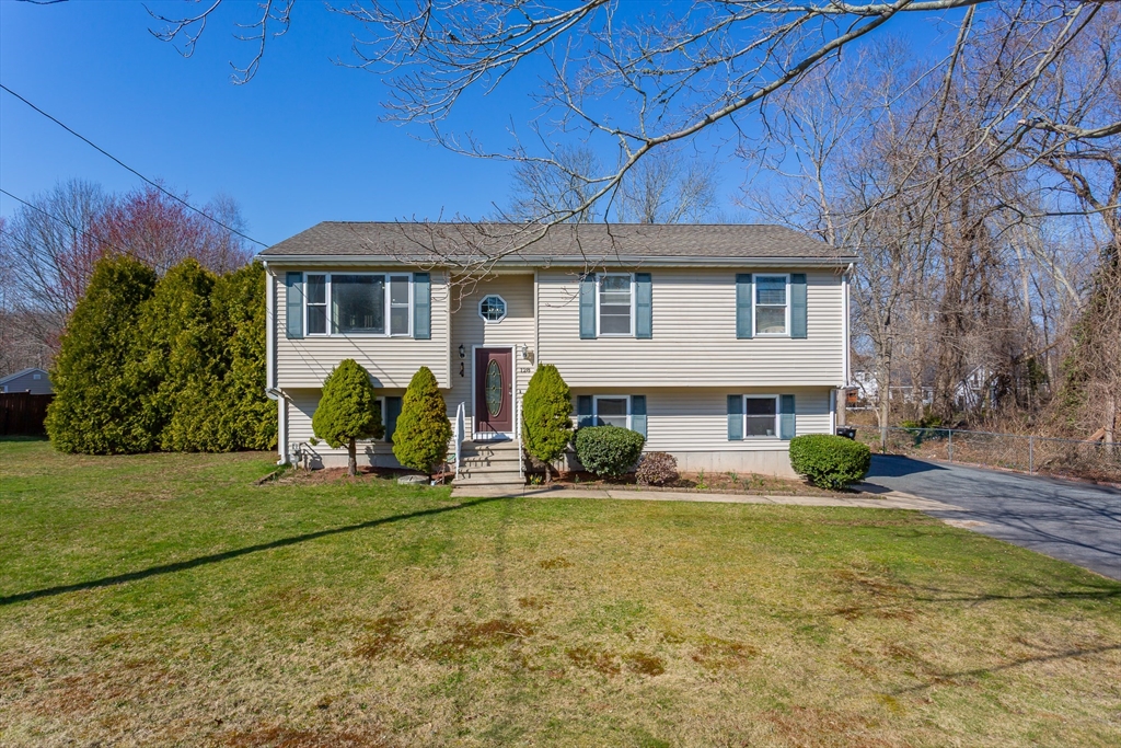 128 Old Westport Rd
