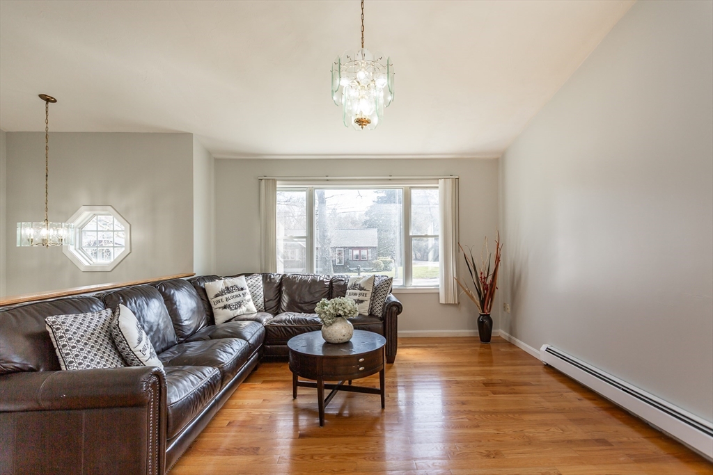 128 Old Westport Rd