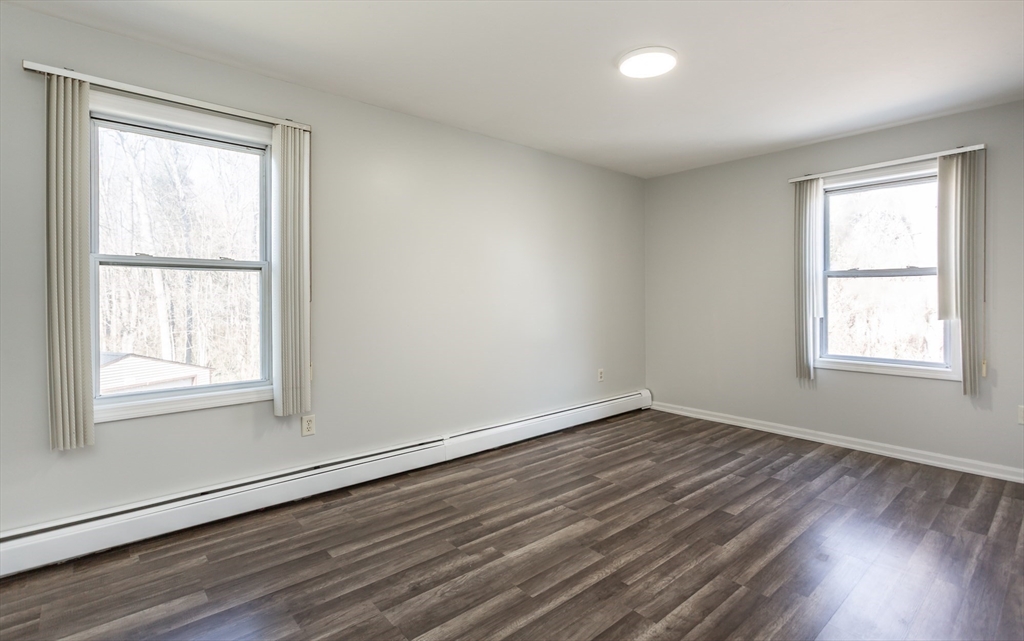 128 Old Westport Rd