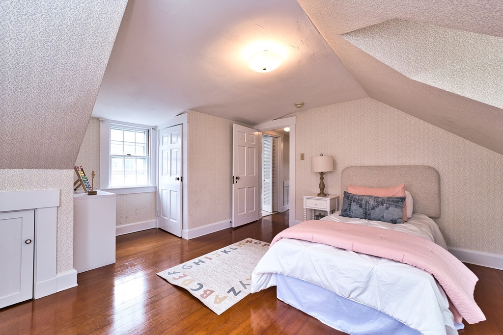 86 Shipyard Ln