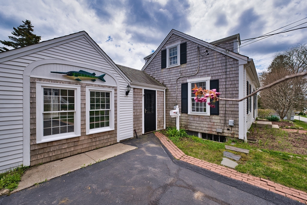 86 Shipyard Ln