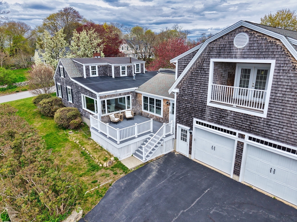 86 Shipyard Ln