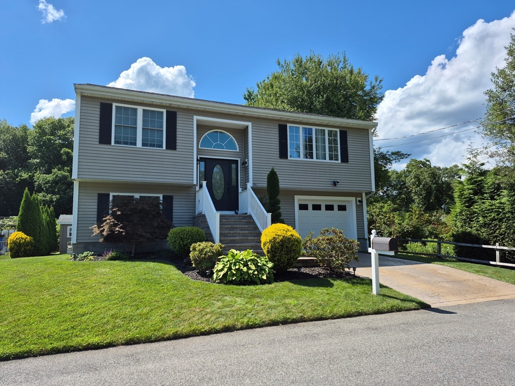 589 Bartlett St