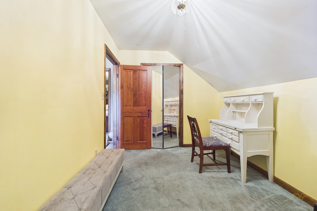 336 Davis St